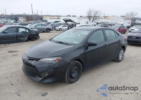 2018 Toyota Corolla Le z USA, uszkodzony, nr VIN 2T1BURHE2JC116776